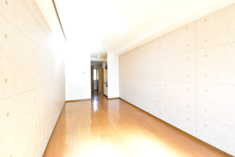 ��ʌ�����s�Ԉ�R���ڂ̃}���V�����̂��̑������E�X�y�[�X