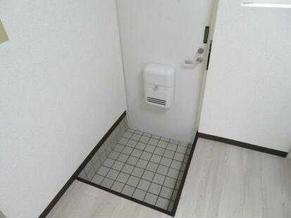 ��ʌ��������܎s��������Q���ڂ̃A�p�[�g�̌���