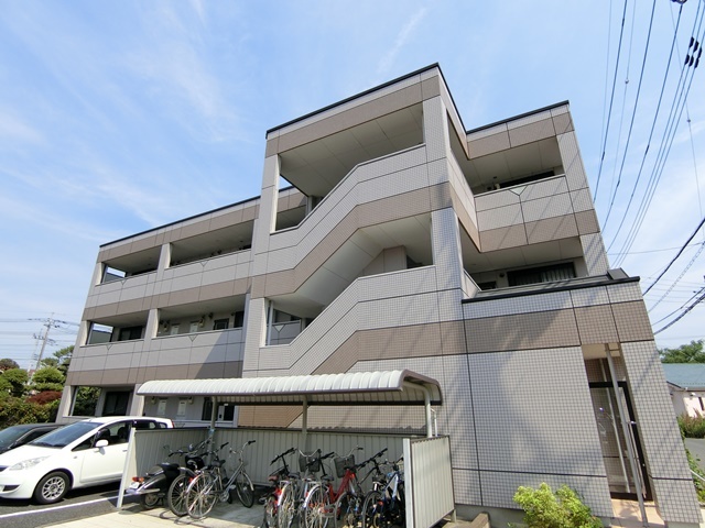 ��ʌ��@�c�s�@�c�R���ڂ̃}���V�����̌����O��