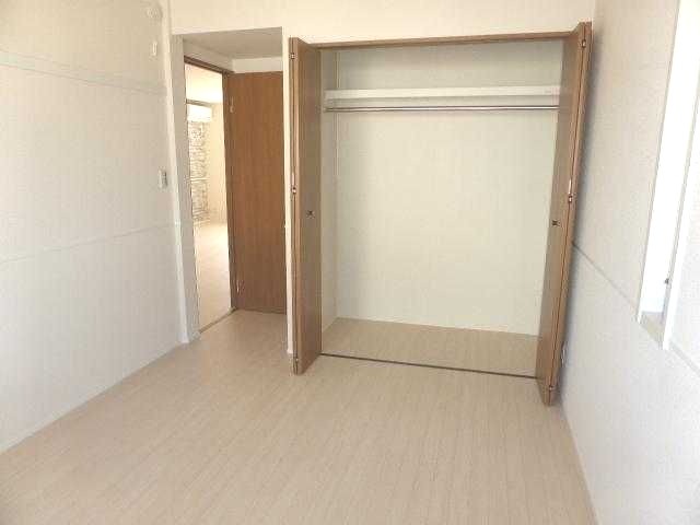 ��ʌ��������܎s���搼��{�R���ڂ̃A�p�[�g�̎��[