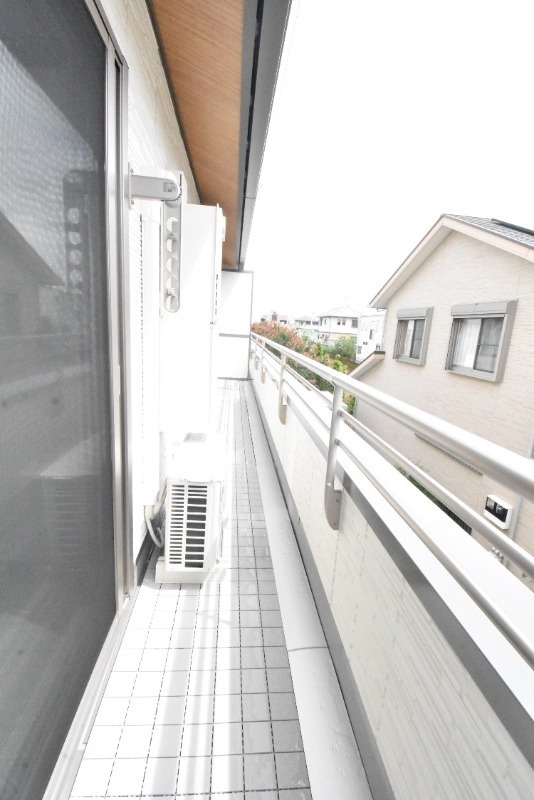 ��ʌ��������܎s������厚�쒆�ۂ̃A�p�[�g�̃o���R�j�[