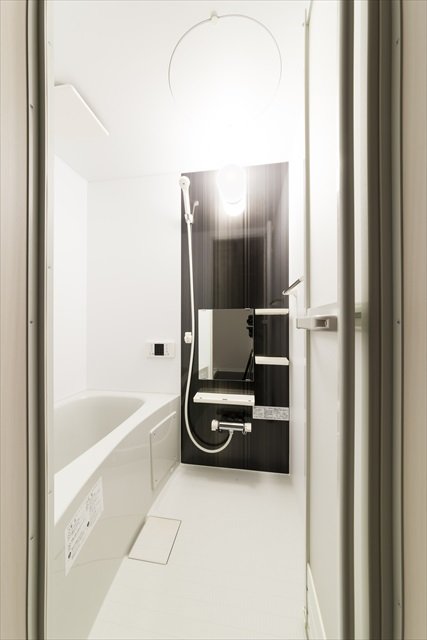 ��ʌ��������܎s�����擌��{�T���ڂ̃A�p�[�g�̃o�X