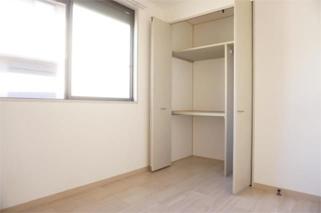 ��ʌ������s���h�Q���ڂ̃A�p�[�g�̂��̑������E�X�y�[�X