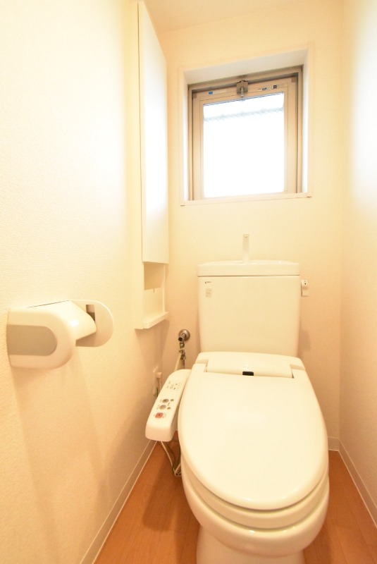 ��ʌ������s�k�J�P���ڂ̃}���V�����̃g�C��