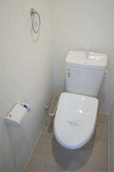 ��ʌ�����s�˒˓�Q���ڂ̃A�p�[�g�̃g�C��