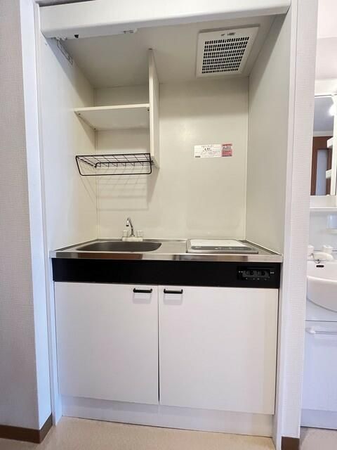 ��ʌ��������܎s�Y�a��k�Y�a�P���ڂ̃}���V�����̃L�b�`��