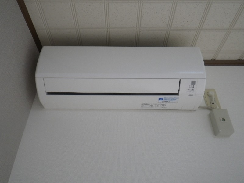 ��ʌ��������܎s����厚����{���̃A�p�[�g�̂��̑��ݔ�