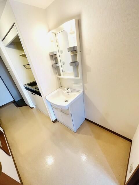 ��ʌ��������܎s�Y�a��k�Y�a�P���ڂ̃}���V�����̐��ʏ�