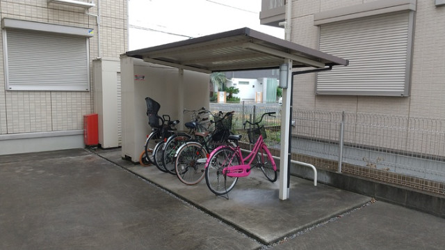 ��ʌ��z�J�s���C�N�^�E���P���ڂ̃A�p�[�g�̂��̑�