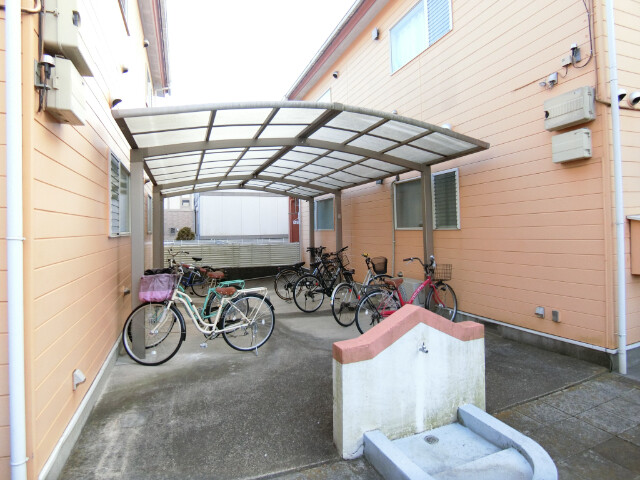 ��ʌ��z�J�s�ԓc�T���ڂ̃A�p�[�g�̂��̑�