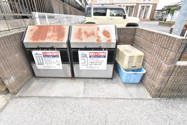 ��ʌ��z�J�s�����P���ڂ̃A�p�[�g�̂��̑�