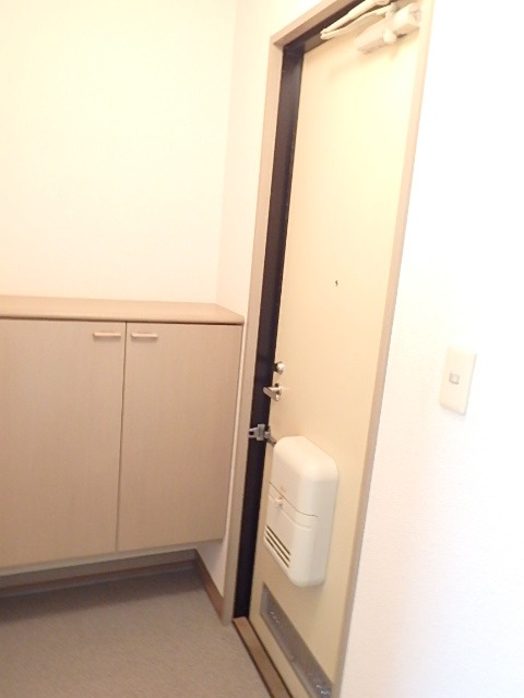 ��ʌ��������܎s��{��������P���ڂ̃A�p�[�g�̌���