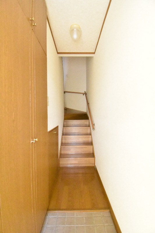 ��ʌ��@�c�s�@�c�T���ڂ̃A�p�[�g�̌���