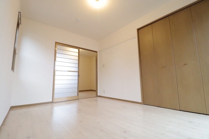 ��ʌ��������܎s�k�捡�H���̃A�p�[�g�̂��̑������E�X�y�[�X