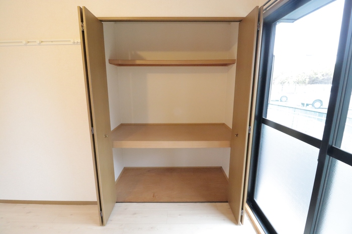 ��ʌ��������܎s�k�捡�H���̃A�p�[�g�̐��ʏ�