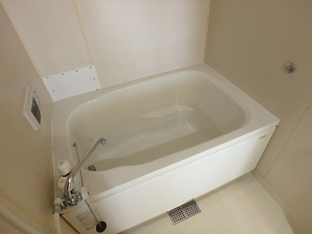 ��ʌ��������܎s�k����i���R���ڂ̃A�p�[�g�̃o�X