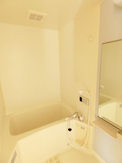 ��ʌ������s���S���ڂ̃}���V�����̃o�X