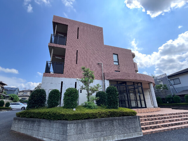 ��ʌ������s�����̃}���V�����̌����O��