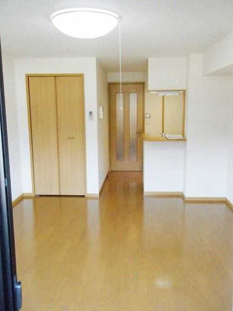 ��ʌ��������܎s��΋撇���P���ڂ̃}���V�����̋����E���r���O