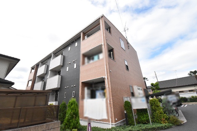 ��ʌ�����s�݉ƒ�5-26�̃A�p�[�g�̌����O��