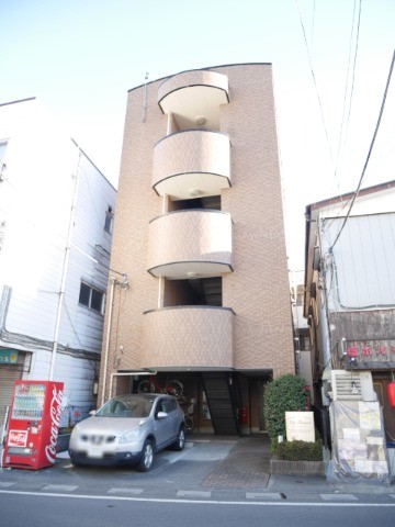 ��ʌ��������܎s�k��{�����R���ڂ̃}���V�����̌����O��