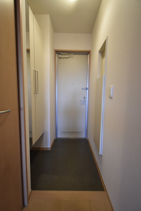 ��ʌ�����s�{���U���ڂ̃A�p�[�g�̌���