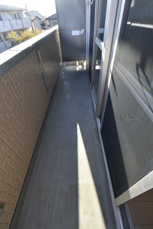 ��ʌ�����s�{���U���ڂ̃A�p�[�g�̃o���R�j�[