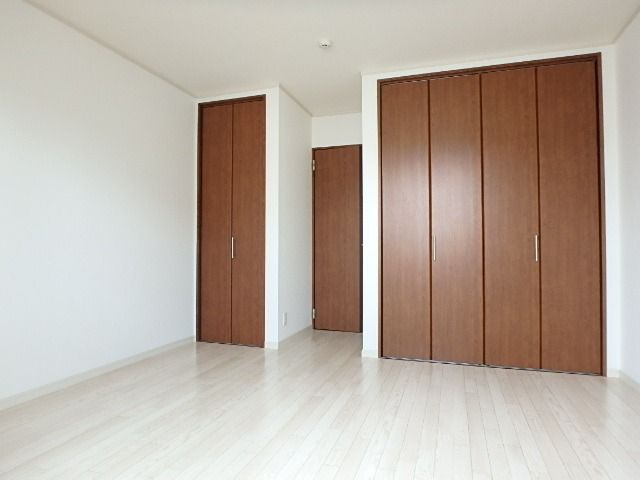 ��ʌ��������܎s����厚�w��̃A�p�[�g�̂��̑������E�X�y�[�X