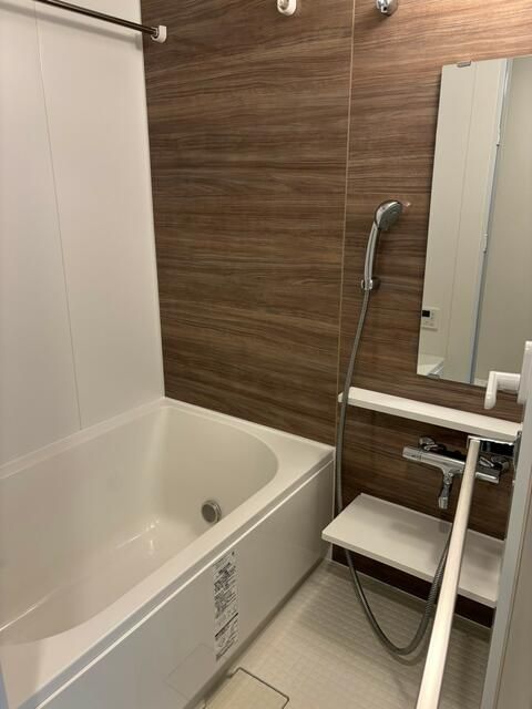 ��ʌ��������܎s�΋�����S���ڂ̃}���V�����̃o�X