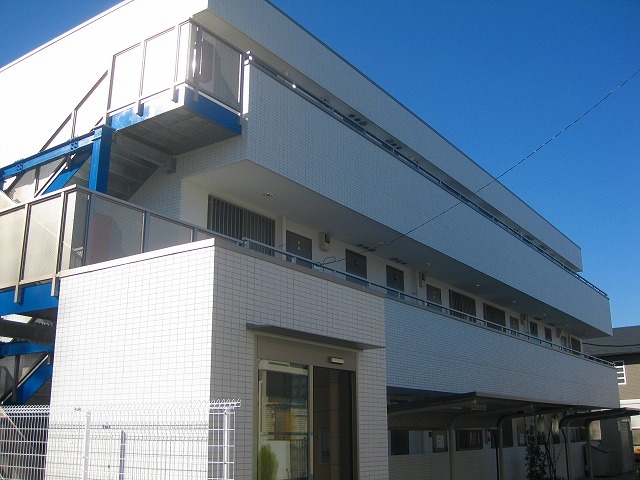 ��ʌ�����s���{���Q���ڂ̃}���V�����̌����O��