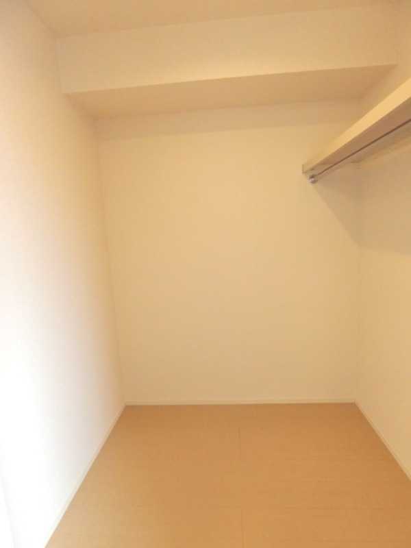 ��ʌ�����s�{���U���ڂ̃A�p�[�g�̎��[