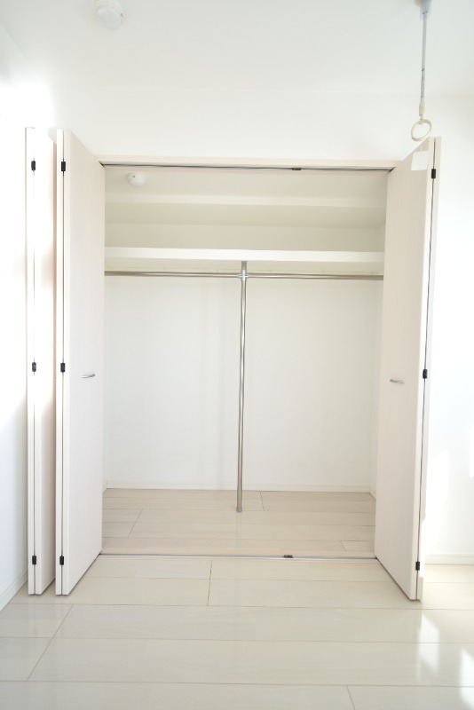 ��ʌ��������܎s�k��y�C���Q���ڂ̃}���V�����̎��[