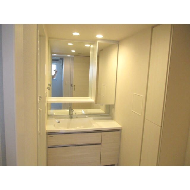 ��ʌ��������܎s�Y�a���ՂX���ڂ̃}���V�����̐��ʏ�