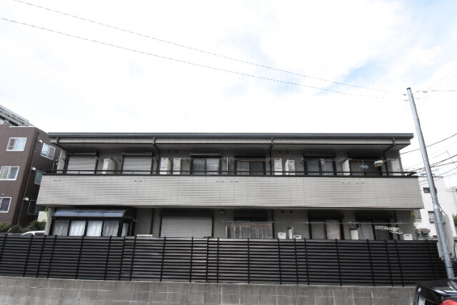 ��ʌ��������܎s��{��{���S���ڂ̃A�p�[�g�̃G���g�����X