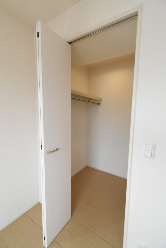 ��ʌ�����s�{���U���ڂ̃A�p�[�g�̎��[