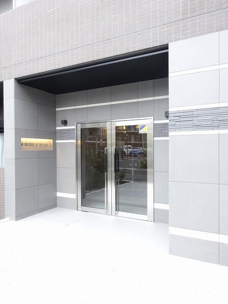 ��ʌ�����s�h���P���ڂ̃}���V�����̃G���g�����X