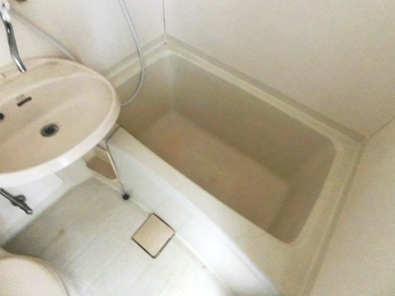 ��ʌ��@�c�s�֎R�Q���ڂ̃}���V�����̃o�X