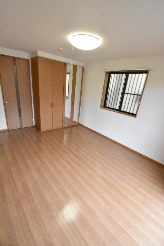 ��ʌ��k�����S�ɓޒ����h��T���ڂ̃}���V�����̋��ԁE���r���O