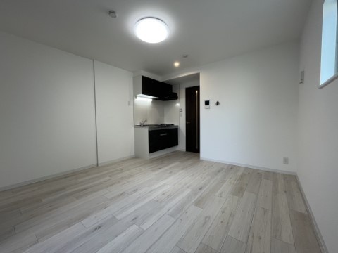 ��ʌ��t�����s�Ԑς̃A�p�[�g�̂��̑������E�X�y�[�X