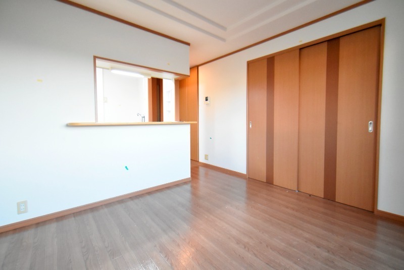 ��ʌ�����s����T���ڂ̃}���V�����̋��ԁE���r���O