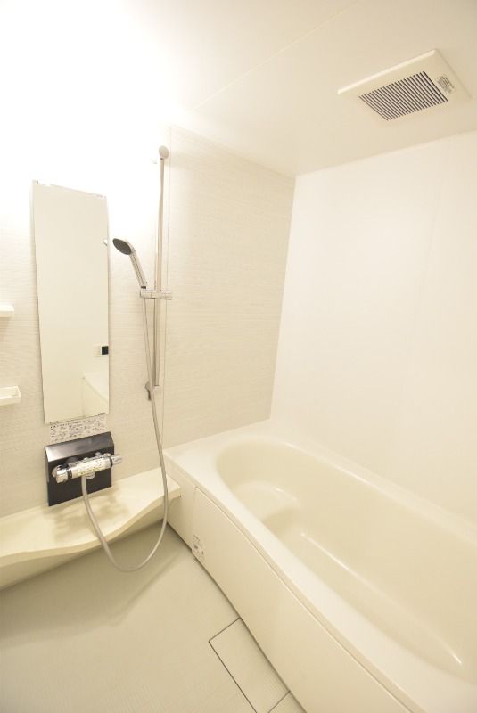 ��ʌ��������܎s��������u�Q���ڂ̃A�p�[�g�̃o�X