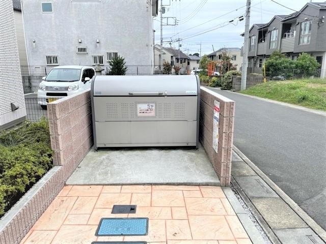 ��ʌ��������܎s���搼��{�R���ڂ̃A�p�[�g�̂��̑�