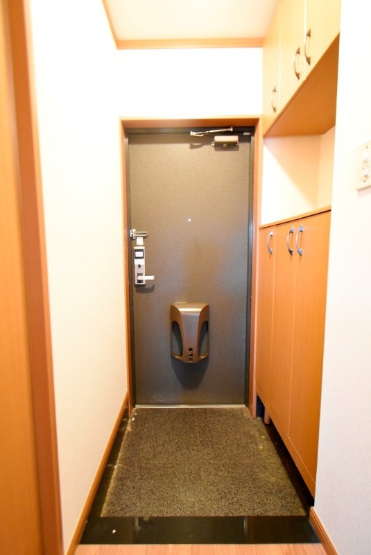 ��ʌ�����s����T���ڂ̃}���V�����̌���