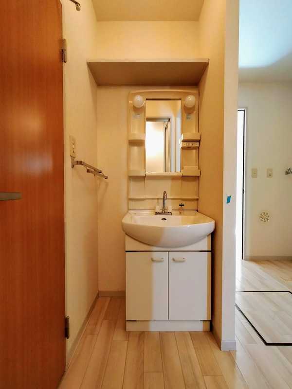 ��ʌ��������܎s�������˂S���ڂ̃A�p�[�g�̐��ʏ�