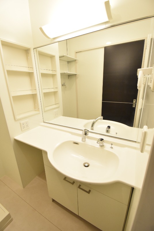 ��ʌ��������܎s��������u�Q���ڂ̃A�p�[�g�̐��ʏ�