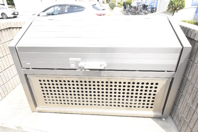 ��ʌ��������܎s��������u�Q���ڂ̃A�p�[�g�̂��̑�