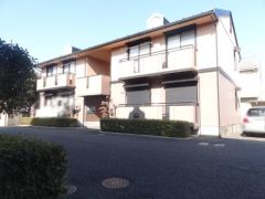 ��ʌ��������܎s�k����i���Q����1044-1�̃A�p�[�g�̌����O��