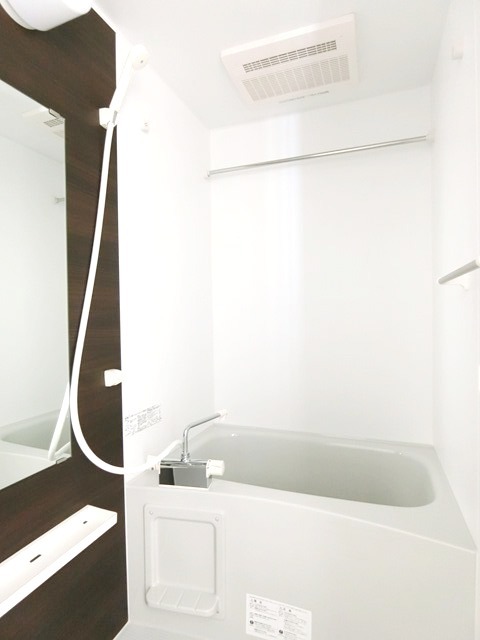 ��ʌ��������܎s���l�J�P���ڂ̃}���V�����̃o�X