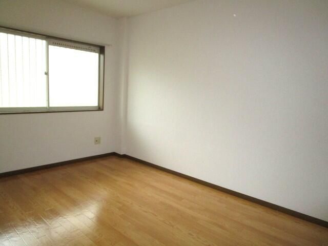 ��ʌ��������܎s�����攪���q�R���ڂ̃A�p�[�g�̂��̑������E�X�y�[�X