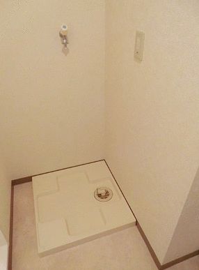 ��ʌ�����s�˒˂Q���ڂ̃}���V�����̂��̑��ݔ�